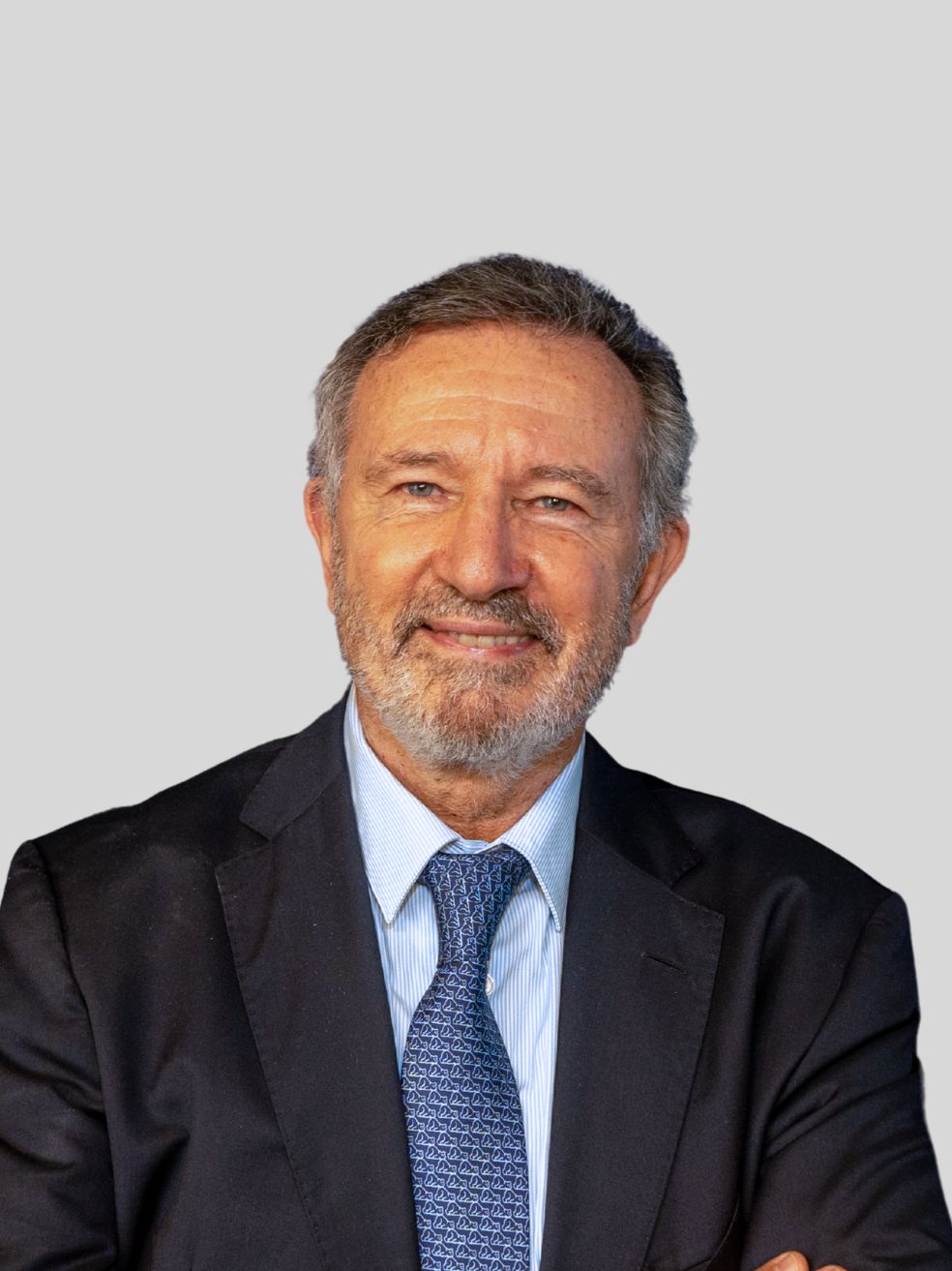 Dr. Abel González